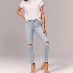 Abercrombie and Fitch Midrise Super Skinny Ankle Jean- Curve Love